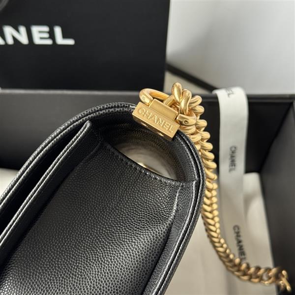 2026127214240147 700